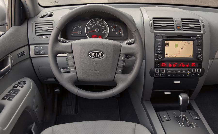  Kia Borrego 2009 года  (фото 210 из 345)